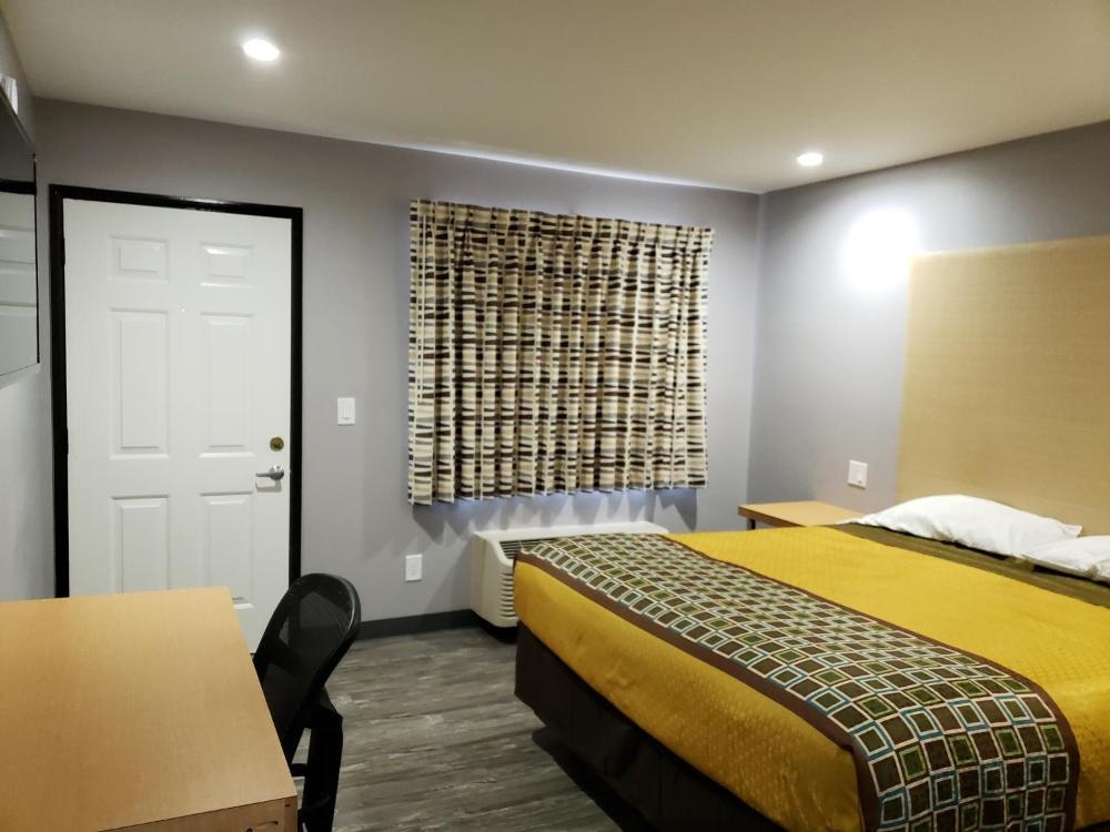 Regal Inn
